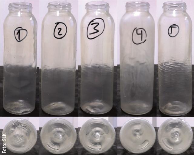 Spritzgeblasene Nuckelflaschen aus Biokunststoff (v. l. n. r.: Bio-PE, PLA, PBS)